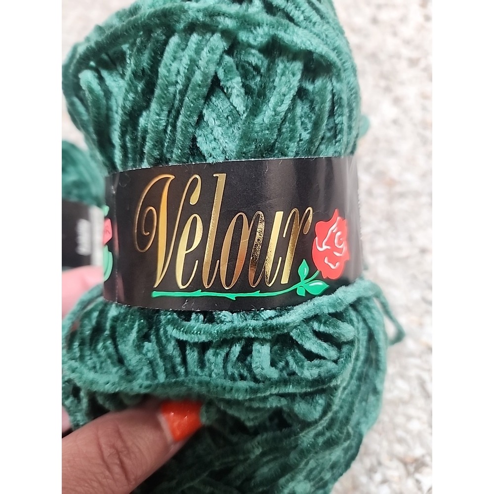 Vintage Sirdar Velour‎ Velvet Knitting Yarn Lot 7 NWT Hunter Green England